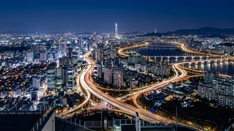 감탄이 절로! 2026 한국 야경 명소 TOP 7: 밤에 더 빛나는 도시